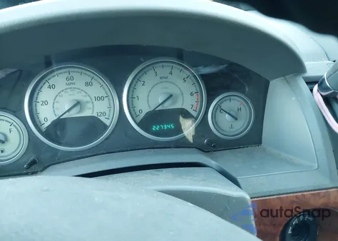 2008 Chrysler Town & Country Touring z USA, uszkodzony, nr VIN 2A8HR54P38R696635